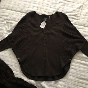 NWT Nic+Zoe Dark Brown Top